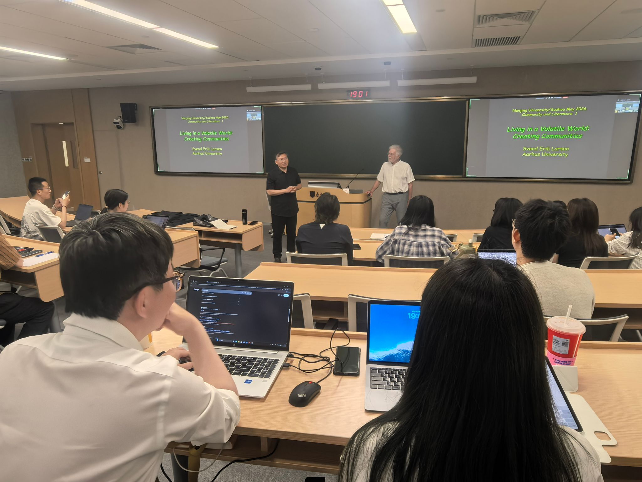 Institute of Global Humanities hosts Svend Erik Larsen for academic exchange